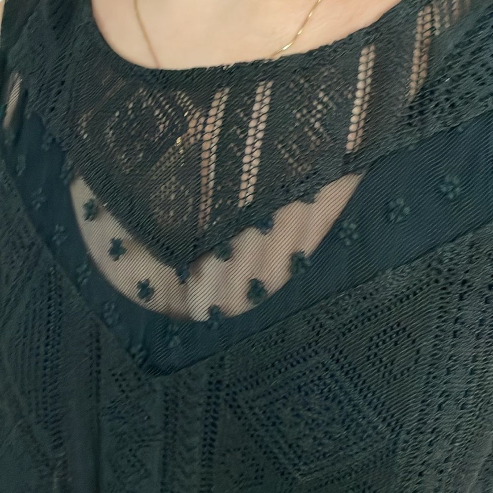 Lace tunic - Picture 2 of 4